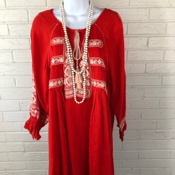 NWT, Umgee Embroidered Keyhole Dress with Tassel - Picture 5 of 8